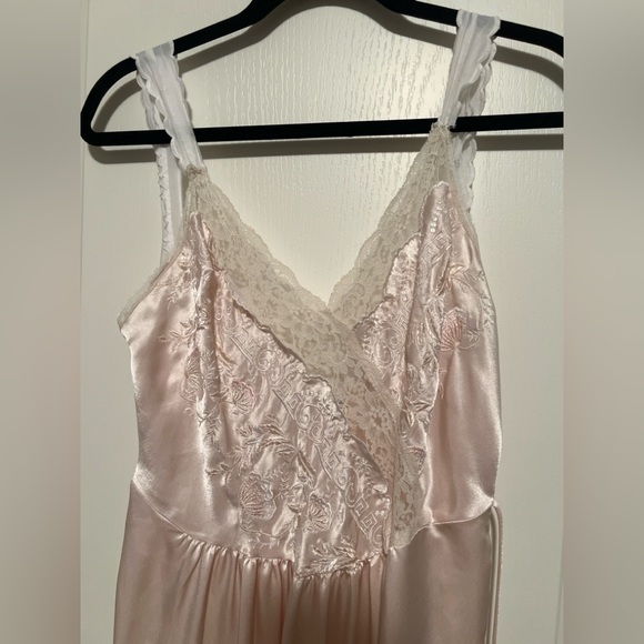 CCO PRICE DROP Vintage Miss Dior Blush Pink Lace Maxi Slip Dress – Fits M/L - Picture 8 of 9